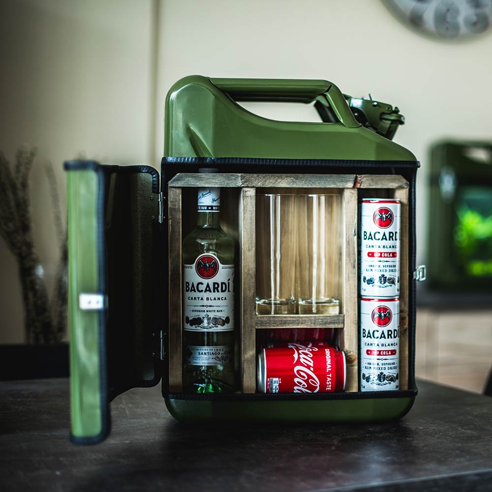 Jerrycan bar groen - Draagbare Drankkast - 20L Groen & Hout Interieur - Mancave Must-have